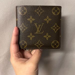 Prelove Authentic LV Bifold Wallet